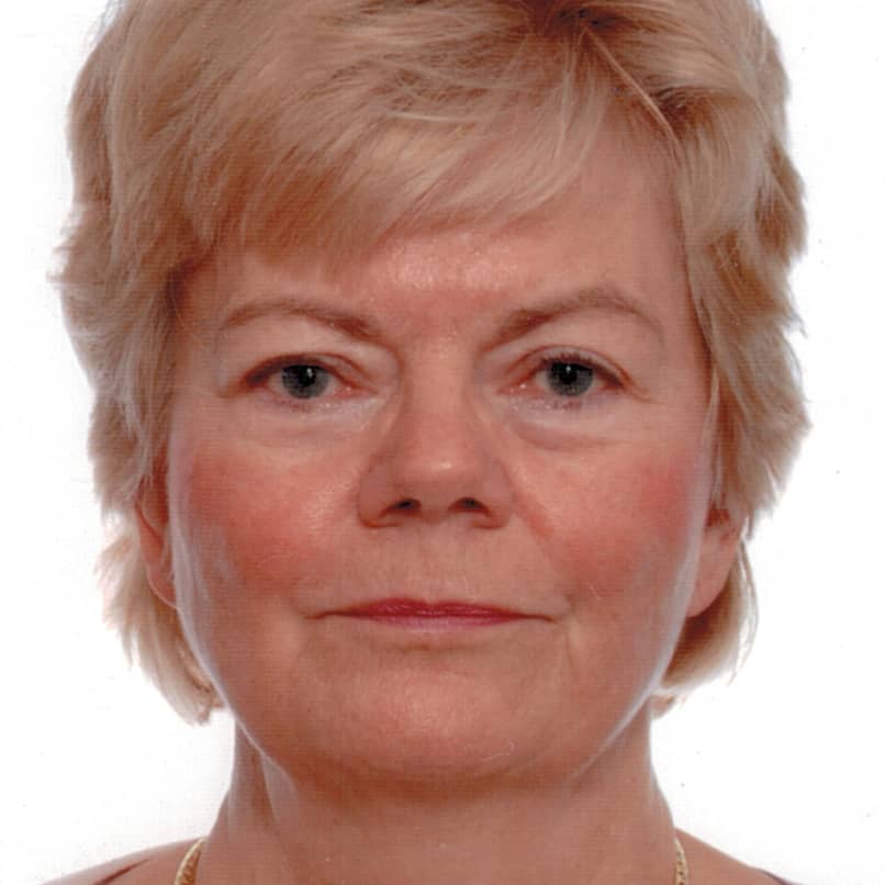 Dr. Ramona Vetter